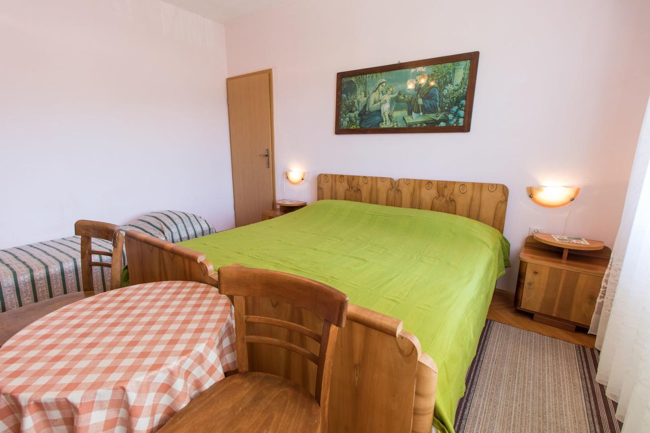 Apartment Anton Cres Zewnętrze zdjęcie